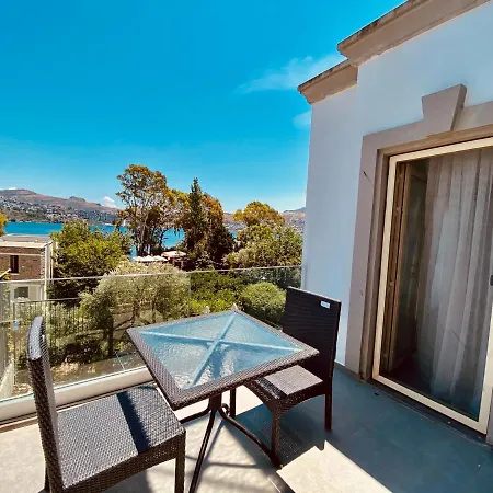 Dozo Suites